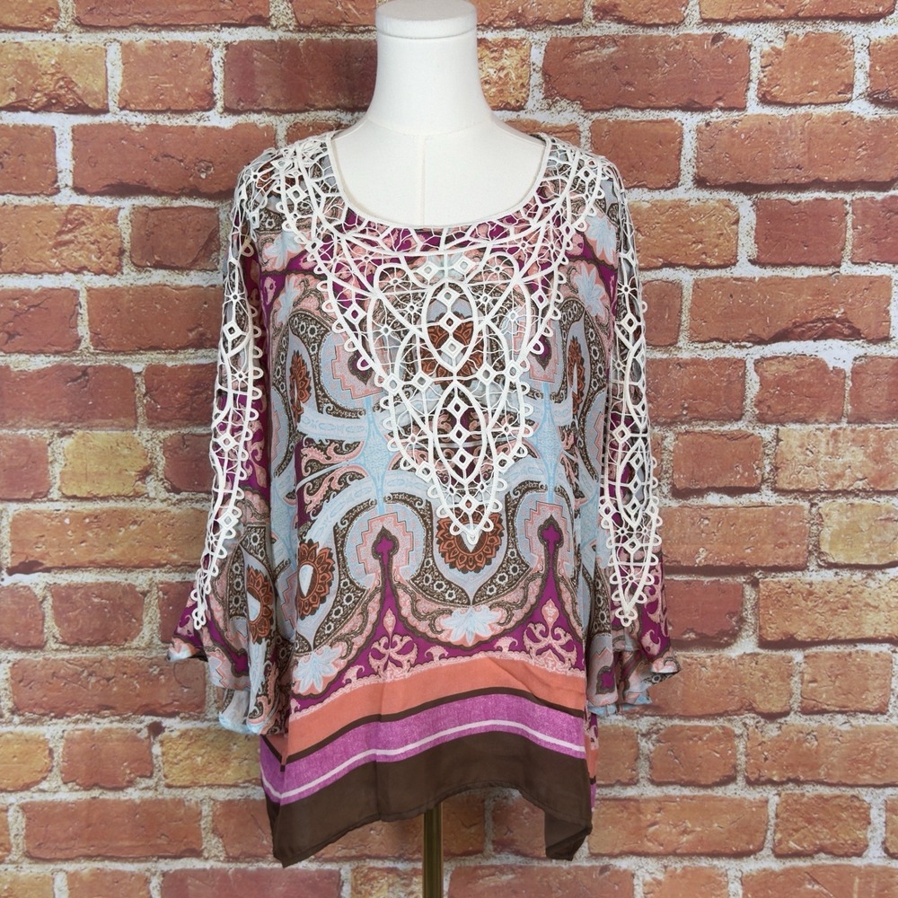 Chico's Embroidered Multicolor White Lace Top Blouse Wide Sleeve Size 2